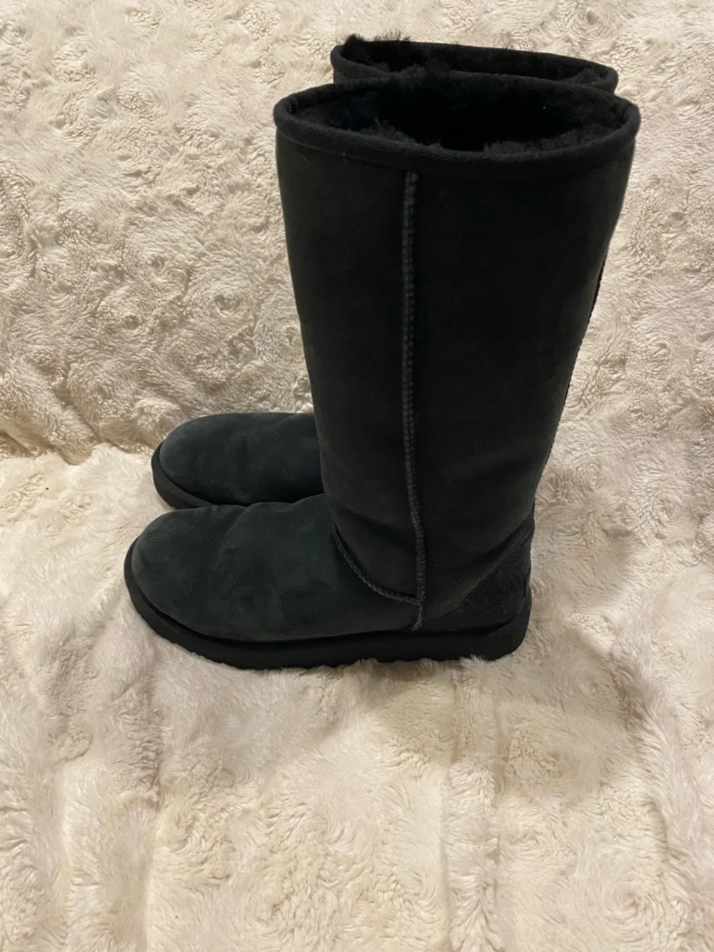 UGG timeless tall
